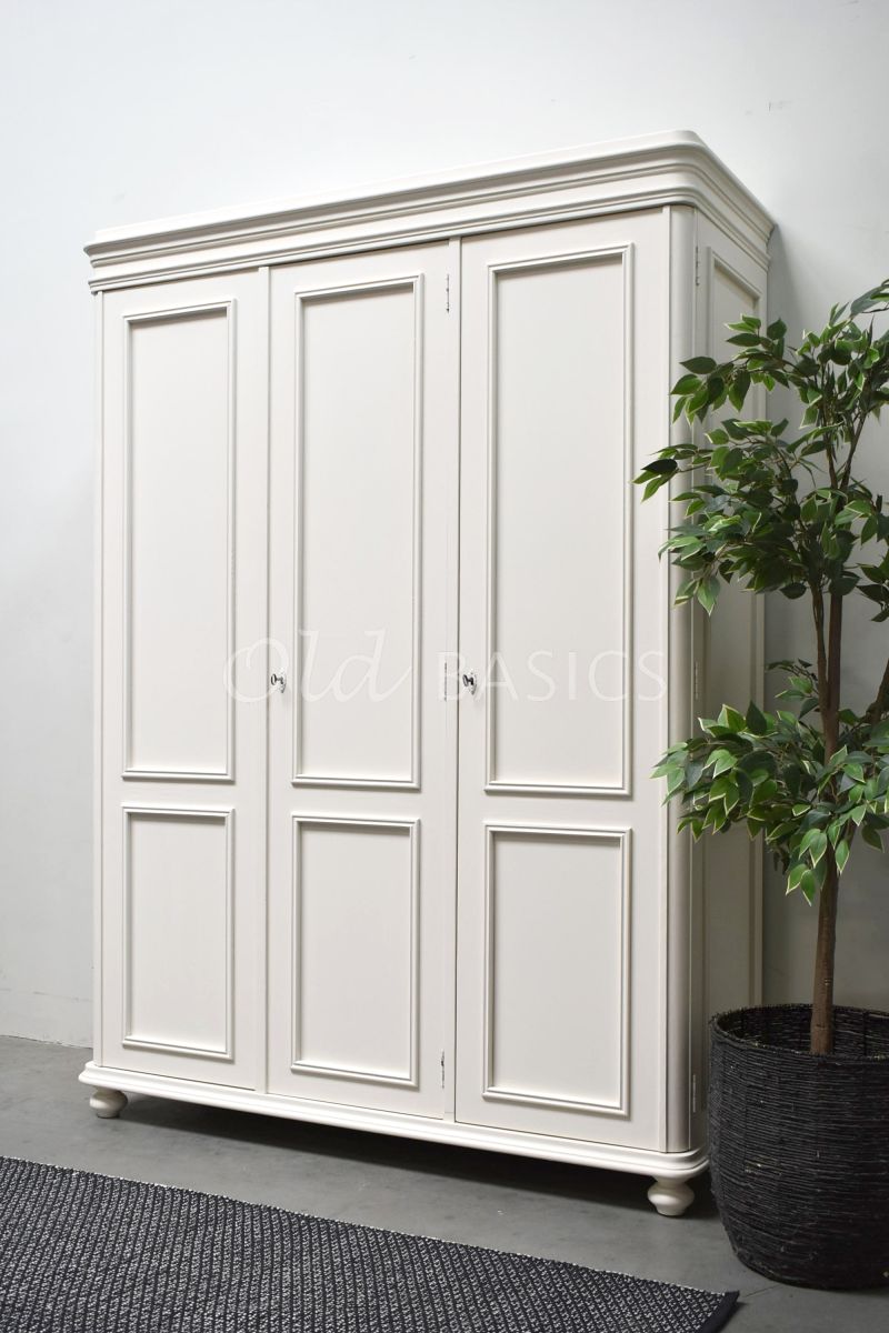 Detail van Linnenkast Amiens, 3 deuren, RAL9001, wit, crème, materiaal hout
